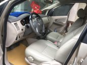 Cần bán xe Toyota Innova năm 2015, giá 375tr