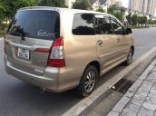 Cần bán xe Toyota Innova năm 2015, giá 375tr