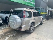 Cần bán lại xe Ford Everest năm 2011 số sàn giá cạnh tranh