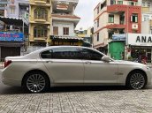 Kẹt tiền nên cần bán BMW 7 Series năm sản xuất 2009, màu trắng 