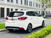 Cần bán xe Kia Rondo 2.0GAT sản xuất năm 2017, màu trắng