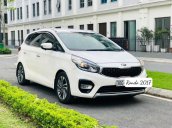 Cần bán xe Kia Rondo 2.0GAT sản xuất năm 2017, màu trắng