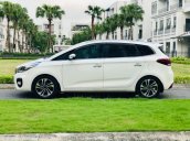 Cần bán xe Kia Rondo 2.0GAT sản xuất năm 2017, màu trắng