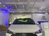 Cần bán xe Hyundai Elantra sản xuất năm 2021, màu trắng