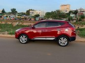 Cần bán xe Hyundai Tucson sản xuất năm 2010, màu đỏ, xe nhập