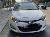 Cần bán Hyundai i20 sản xuất năm 2013, màu trắng, nhập khẩu 