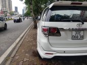 Toyota Fortuner 2.7 1 cầu 2016, màu trắng chạy băng băng