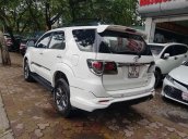 Toyota Fortuner 2.7 1 cầu 2016, màu trắng chạy băng băng