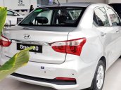 Cần bán Hyundai Grand i10 sản xuất 2021, màu bạc, nhập khẩu