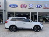 Bán xe Mitsubishi Outlander năm 2020 chính chủ, 865tr