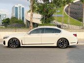 Cần bán BMW 740Li đời 2019, màu trắng, giá tốt