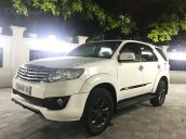 Bán Toyota Fortuner Spotivo đời 2016, màu trắng còn mới