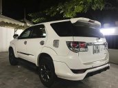Bán Toyota Fortuner Spotivo đời 2016, màu trắng còn mới