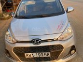 Cần bán gấp Hyundai Grand i10 sản xuất 2018, màu bạc, xe nhập