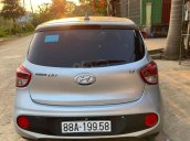 Cần bán gấp Hyundai Grand i10 sản xuất 2018, màu bạc, xe nhập