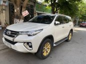 Cần bán xe Toyota Fortuner 2017 tự động 2 cầu