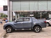 Cần bán xe Mazda BT 50 sản xuất 2018, màu xanh lam, nhập khẩu 