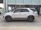 Bán xe Toyota Fortuner năm 2015 còn mới