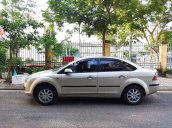 Cần bán gấp Ford Focus sản xuất năm 2005, nhập khẩu còn mới