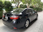 Cần bán xe Toyota Camry 2.5Q sản xuất năm 2015 còn mới