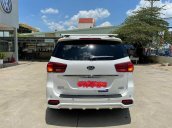 Xe Kia Sedona 2.2 DATH sản xuất 2020, đi 5.000km