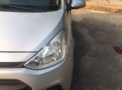 Cần bán xe Hyundai Grand i10 năm sản xuất 2015, màu bạc, xe nhập số sàn giá cạnh tranh