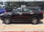 Cần bán gấp Toyota Fortuner 2.7V sản xuất năm 2017 giá cạnh tranh