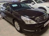 Cần bán gấp Nissan Teana sản xuất 2010, màu đen, xe nhập còn mới giá cạnh tranh