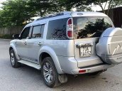 Cần bán xe Ford Everest 2.5L năm sản xuất 2012, màu bạc số sàn giá cạnh tranh