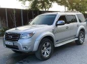 Cần bán xe Ford Everest 2.5L năm sản xuất 2012, màu bạc số sàn giá cạnh tranh