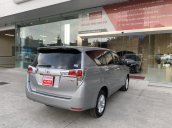 Xe cá nhân Toyota Innova 2.0E MT 2018 - màu bạc - đi 95.000km