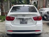 Cần bán lại xe Hyundai Avante năm sản xuất 2013, màu trắng