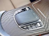 Mercedes GLC 200 4Matic khuyến mãi cực hấp dẫn 05/2021, xe có sẳn đủ màu giao ngay, ngân hàng hỗ trợ 80%