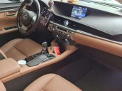 Cần bán xe Lexus ES đời 2016, màu vàng, nhập khẩu 