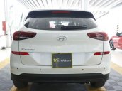 Bán Hyundai Tucson đời 2020, màu trắng chính chủ