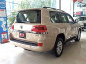 Cần bán Toyota Land Cruiser năm sản xuất 2015, nhập khẩu nguyên chiếc còn mới