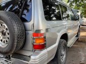 Cần bán lại xe Mitsubishi Pajero 3.0 năm sản xuất 2003, màu bạc, xe nhập