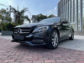 Mercedes C200 2016 màu đen sạch sẽ, chạy chuẩn 6,9 vạn km, cam kết km chuẩn, không tua, bao test hãng