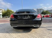 Mercedes C200 2016 màu đen sạch sẽ, chạy chuẩn 6,9 vạn km, cam kết km chuẩn, không tua, bao test hãng