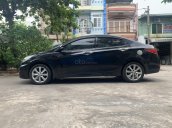 Cần bán gấp Hyundai Accent AT sản xuất 2015, giá tốt