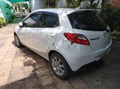 Bán Mazda 2 sản xuất năm 2013, màu trắng, 350 triệu