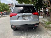 Xe Mitsubishi Pajero đời 2011, màu bạc, nhập khẩu nguyên chiếc 