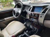 Xe Mitsubishi Pajero đời 2011, màu bạc, nhập khẩu nguyên chiếc 