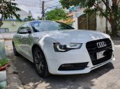 Cần bán xe Audi A5 đời 2012, màu trắng, nhập khẩu nguyên chiếc 