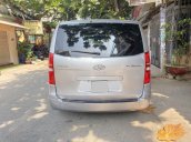 Cần bán Hyundai Starex đời 2016, màu xám số sàn