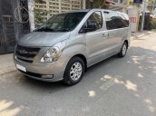 Cần bán Hyundai Starex đời 2016, màu xám số sàn