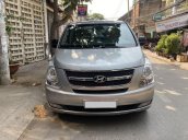 Cần bán Hyundai Starex đời 2016, màu xám số sàn