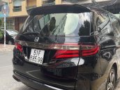 Bán xe Honda Odyssey đời 2016, màu đen chính chủ