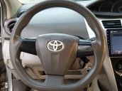 Cần bán xe Toyota Vios đời 2013, màu bạc, số sàn