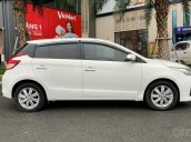 Bán Toyota Yaris năm sản xuất 2015, màu trắng, nhập khẩu